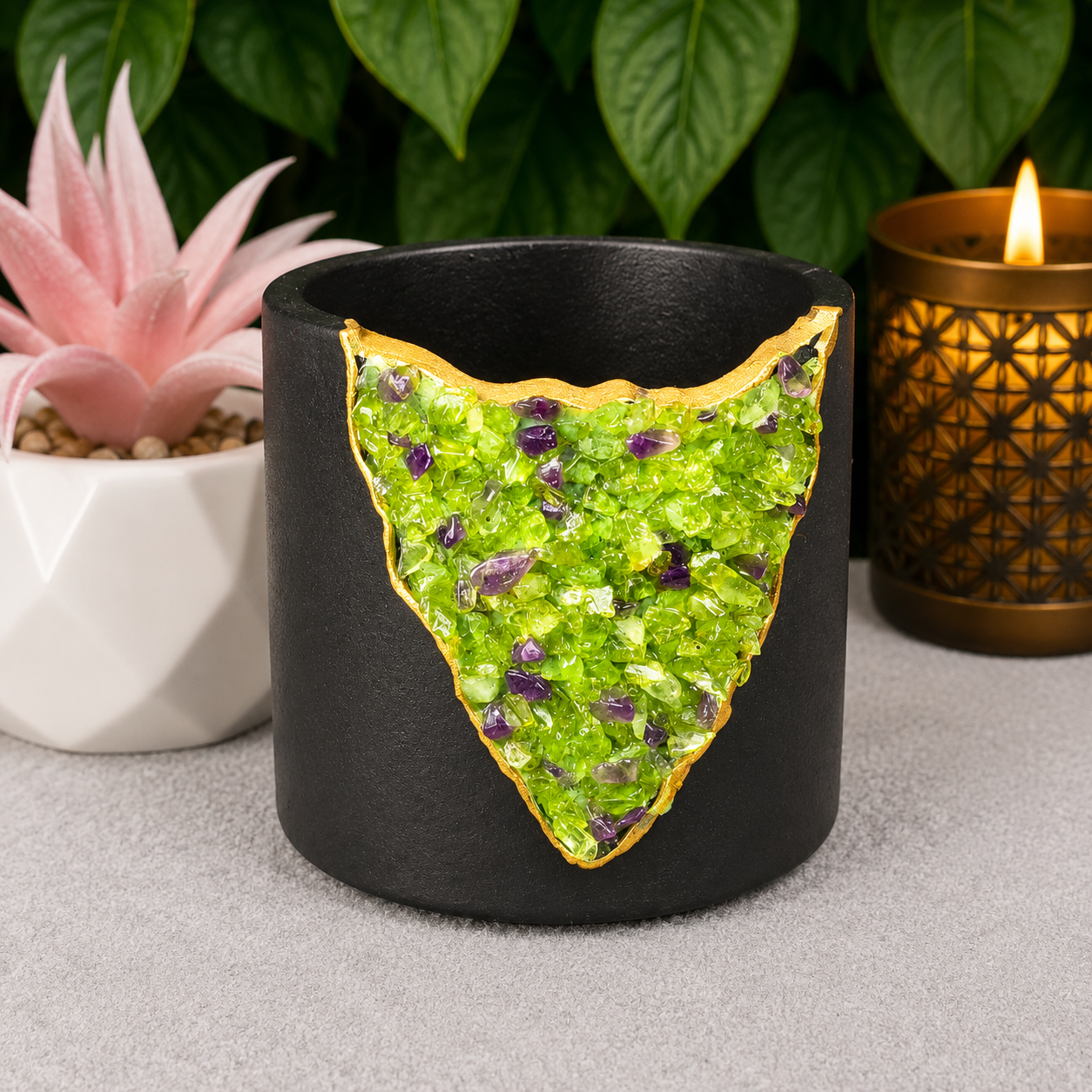 10cm Crystal Geode Planter - Peridot & Amethyst