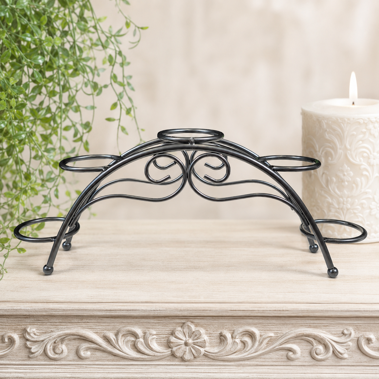 Black 5 Sphere Arch Metal Stand