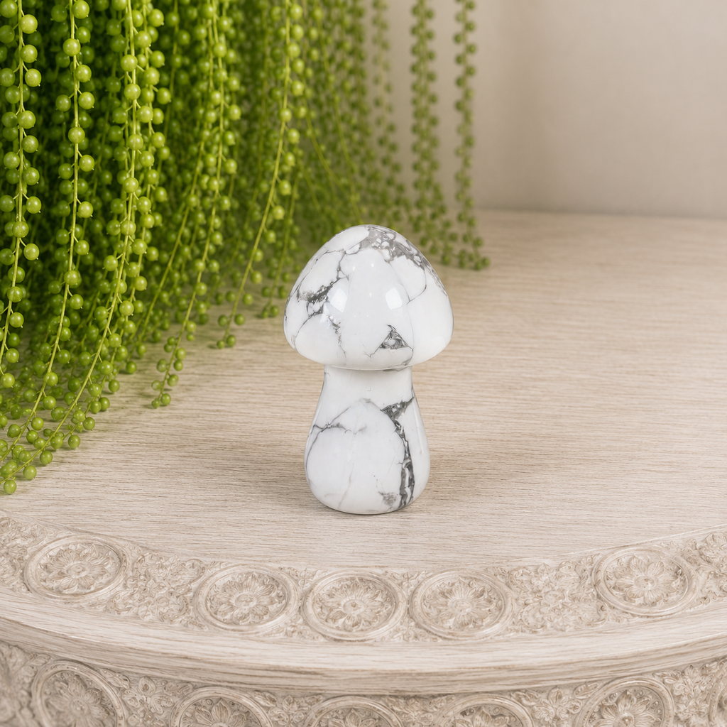4cm Gemstone Mushroom - White Howlite